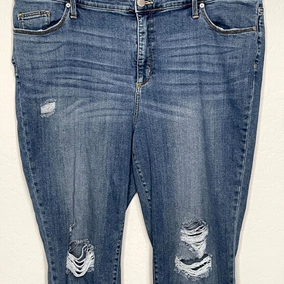 Universal Thread Straight Boyfriend Distressed Jeans Size 22W #67 - Picture 2 of 6